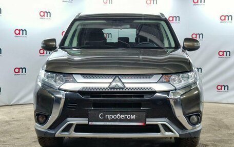 Mitsubishi Outlander III рестайлинг 3, 2019 год, 1 899 000 рублей, 2 фотография