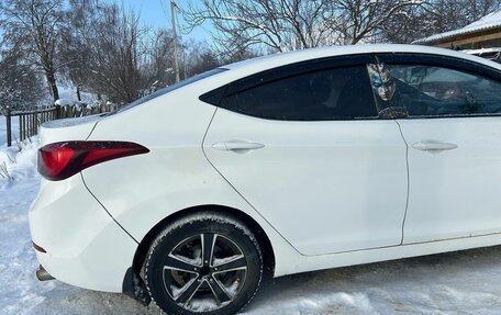 Hyundai Elantra V, 2014 год, 790 000 рублей, 2 фотография