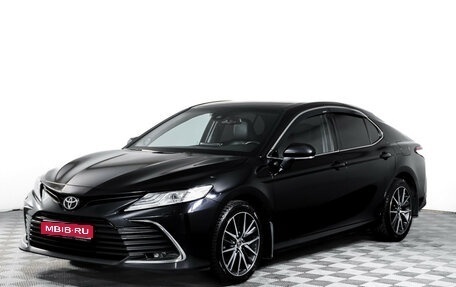 Toyota Camry, 2021 год, 3 390 000 рублей, 1 фотография