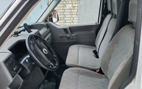 Volkswagen Transporter T4, 2001 год, 1 200 000 рублей, 5 фотография