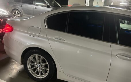 BMW 5 серия, 2019 год, 3 100 000 рублей, 5 фотография