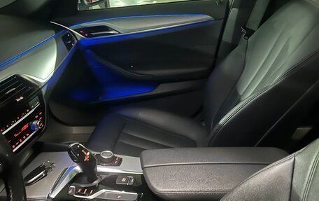 BMW 5 серия, 2019 год, 3 100 000 рублей, 10 фотография