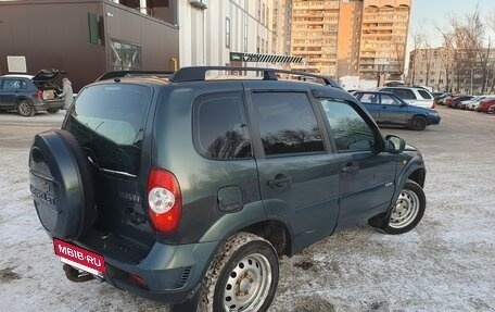Chevrolet Niva I рестайлинг, 2010 год, 350 000 рублей, 3 фотография