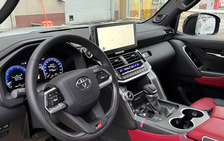 Toyota Land Cruiser, 2025 год, 16 700 000 рублей, 7 фотография