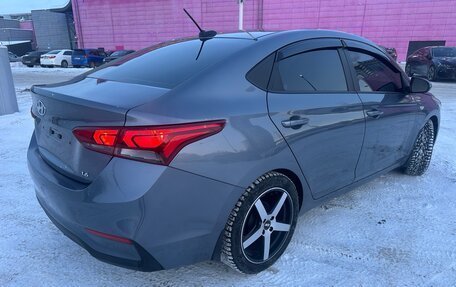 Hyundai Solaris II рестайлинг, 2017 год, 1 150 000 рублей, 5 фотография