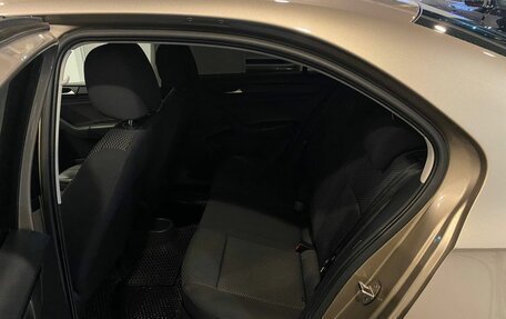 Volkswagen Polo VI (EU Market), 2021 год, 880 000 рублей, 23 фотография