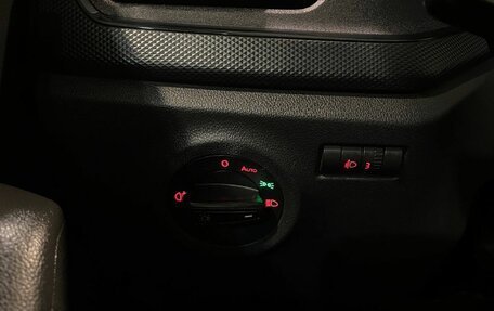 Volkswagen Polo VI (EU Market), 2021 год, 880 000 рублей, 30 фотография