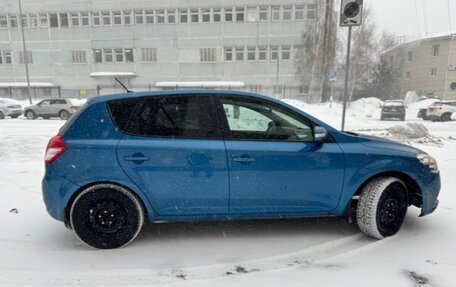 KIA cee'd I рестайлинг, 2011 год, 600 000 рублей, 5 фотография