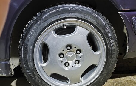 Mercedes-Benz E-Класс, 1996 год, 300 000 рублей, 9 фотография