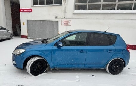 KIA cee'd I рестайлинг, 2011 год, 600 000 рублей, 3 фотография