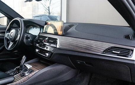 BMW 5 серия, 2018 год, 4 250 000 рублей, 9 фотография