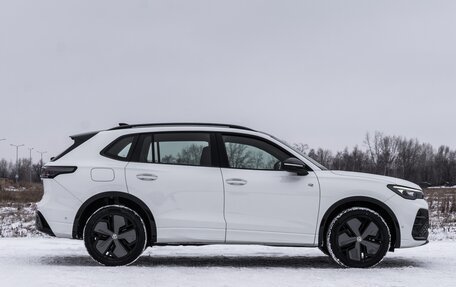 Volkswagen Tiguan, 2025 год, 5 975 000 рублей, 3 фотография