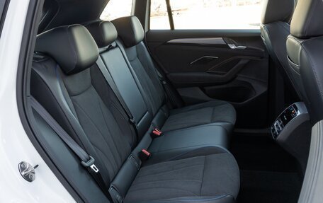 Volkswagen Tiguan, 2025 год, 5 975 000 рублей, 8 фотография