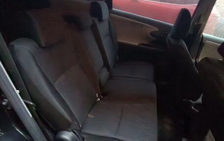 Toyota Wish II, 2009 год, 1 380 000 рублей, 4 фотография