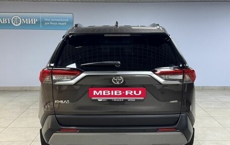 Toyota RAV4, 2020 год, 3 573 000 рублей, 6 фотография
