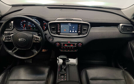 KIA Sorento III Prime рестайлинг, 2018 год, 3 200 000 рублей, 8 фотография