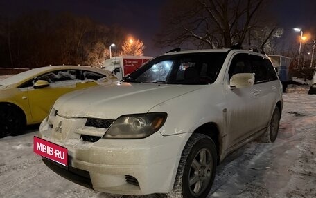 Mitsubishi Outlander III рестайлинг 3, 2003 год, 495 000 рублей, 1 фотография