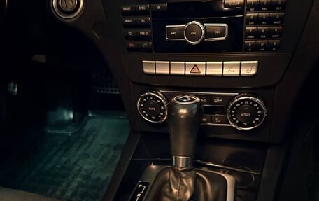 Mercedes-Benz C-Класс, 2011 год, 1 650 000 рублей, 13 фотография