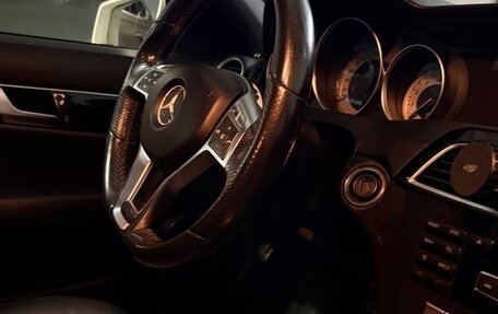 Mercedes-Benz C-Класс, 2011 год, 1 650 000 рублей, 12 фотография