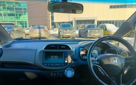 Honda Fit Shuttle I рестайлинг, 2012 год, 960 000 рублей, 16 фотография