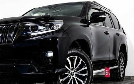 Toyota Land Cruiser Prado 150 рестайлинг 2, 2021 год, 7 299 000 рублей, 2 фотография