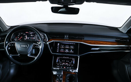 Audi A6, 2019 год, 4 290 000 рублей, 14 фотография