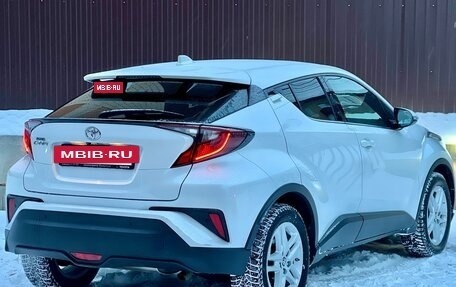 Toyota C-HR I рестайлинг, 2020 год, 2 590 000 рублей, 5 фотография