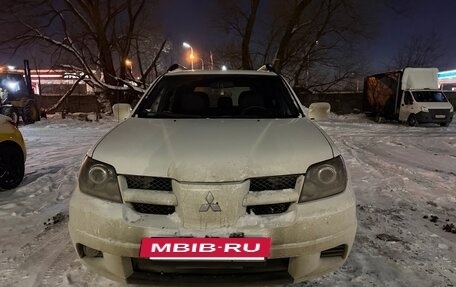Mitsubishi Outlander III рестайлинг 3, 2003 год, 495 000 рублей, 3 фотография