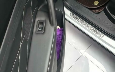 Volkswagen Tiguan II, 2022 год, 2 500 000 рублей, 26 фотография