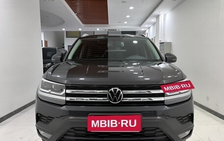 Volkswagen Tharu, 2023 год, 1 790 000 рублей, 2 фотография