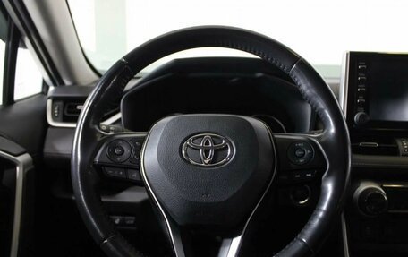 Toyota RAV4, 2019 год, 3 500 000 рублей, 14 фотография