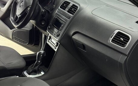 Volkswagen Polo VI (EU Market), 2016 год, 1 200 000 рублей, 15 фотография