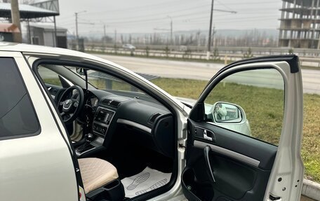 Skoda Octavia, 2011 год, 880 000 рублей, 15 фотография