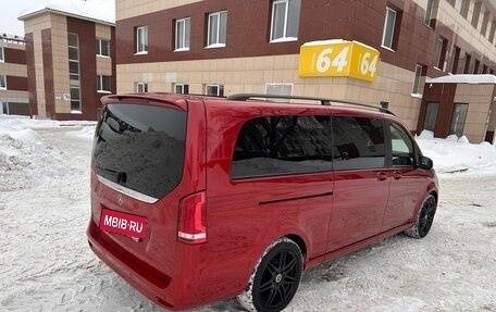 Mercedes-Benz V-Класс, 2022 год, 9 500 000 рублей, 5 фотография