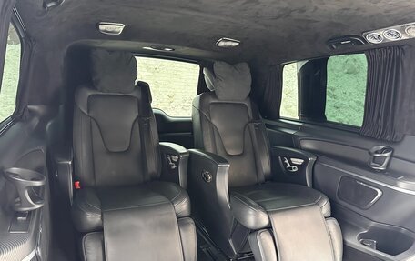 Mercedes-Benz V-Класс, 2022 год, 9 500 000 рублей, 12 фотография