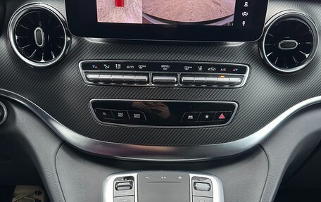 Mercedes-Benz V-Класс, 2022 год, 9 500 000 рублей, 22 фотография