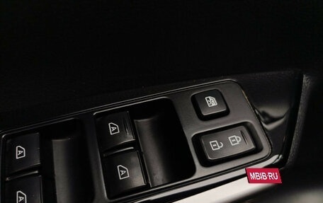 Mitsubishi Montero Sport, 2021 год, 3 995 000 рублей, 13 фотография