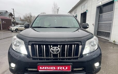 Toyota Land Cruiser Prado 150 рестайлинг 2, 2010 год, 2 200 000 рублей, 1 фотография