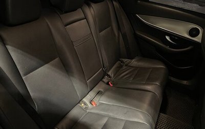 Mercedes-Benz E-Класс, 2019 год, 2 250 000 рублей, 1 фотография