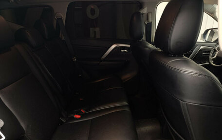 Mitsubishi Montero Sport, 2021 год, 3 995 000 рублей, 18 фотография