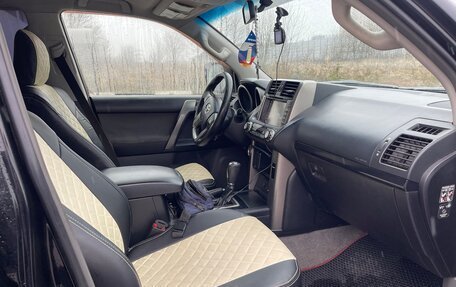 Toyota Land Cruiser Prado 150 рестайлинг 2, 2010 год, 2 200 000 рублей, 9 фотография