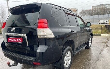 Toyota Land Cruiser Prado 150 рестайлинг 2, 2010 год, 2 200 000 рублей, 6 фотография