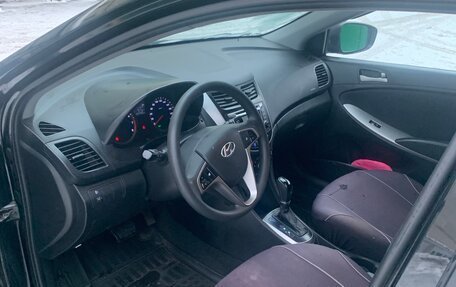 Hyundai Solaris II рестайлинг, 2015 год, 845 000 рублей, 16 фотография