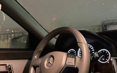 Mercedes-Benz E-Класс, 2012 год, 1 450 000 рублей, 11 фотография