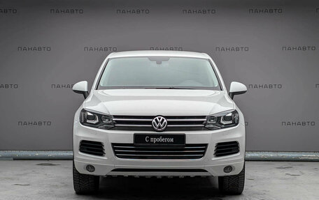 Volkswagen Touareg III, 2011 год, 1 887 000 рублей, 2 фотография