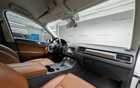 Volkswagen Touareg III, 2011 год, 1 887 000 рублей, 11 фотография