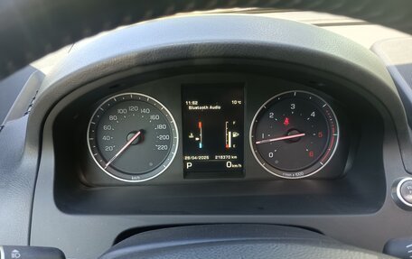 Land Rover Freelander II рестайлинг 2, 2013 год, 1 750 000 рублей, 15 фотография