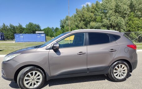 Hyundai ix35 I рестайлинг, 2011 год, 900 000 рублей, 2 фотография