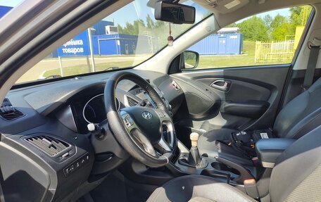 Hyundai ix35 I рестайлинг, 2011 год, 900 000 рублей, 6 фотография