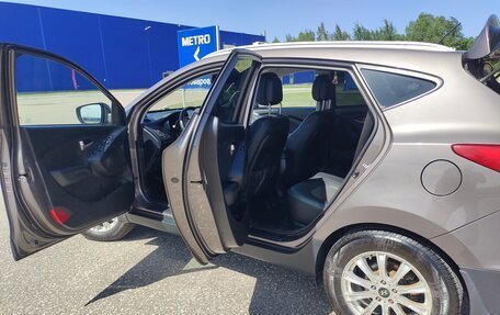 Hyundai ix35 I рестайлинг, 2011 год, 900 000 рублей, 4 фотография